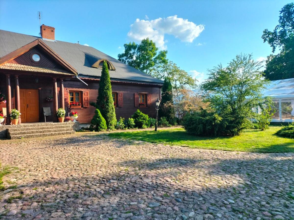 Dwor Woskrzenice Hotel Biała Podlaska Buitenkant foto