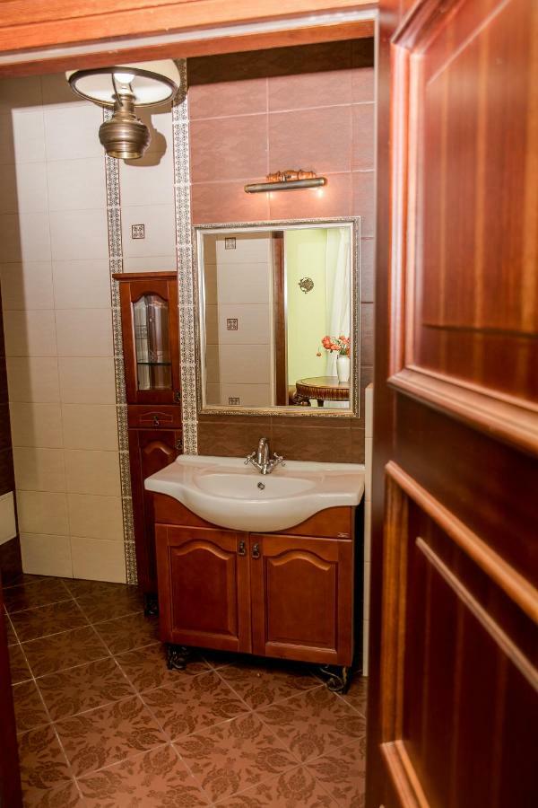 Dwor Woskrzenice Hotel Biała Podlaska Buitenkant foto