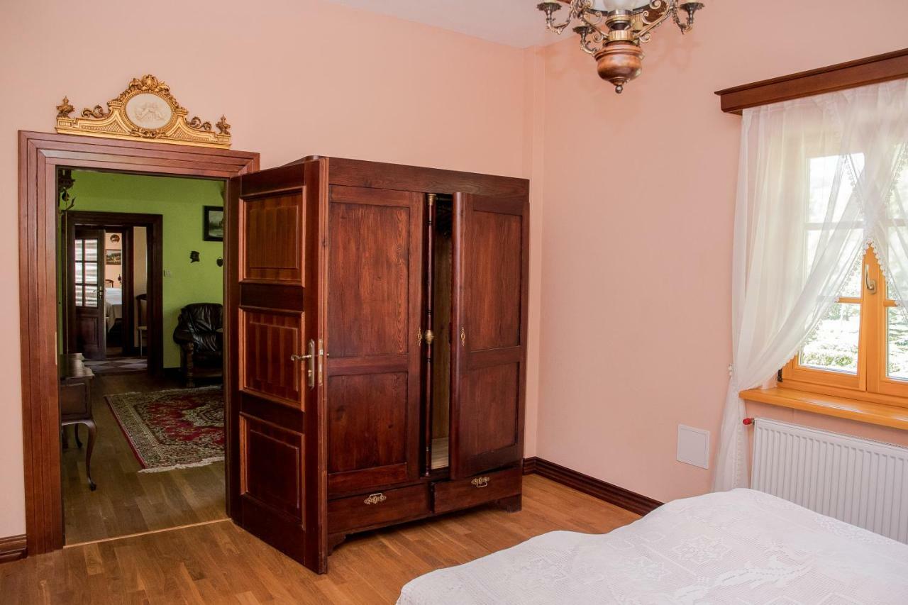 Dwor Woskrzenice Hotel Biała Podlaska Buitenkant foto